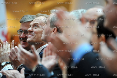 Obchody 40-lecia Uniwersytetu Gdanskiego. n/z premier...