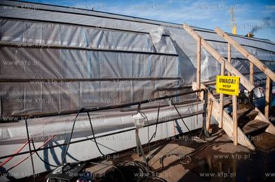 Gdansk. Stocznia Remontowa. Pierwsza od czasu wodowania...