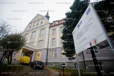 Gdanski Uniwersytet Medyczny. Budynek nr 1. Uroczyste...