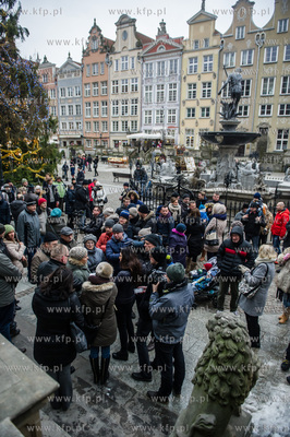 Gdansk. Dlugi Targ. Protest mieszkancow Gdanska, ktorzy...