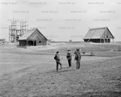 Skansen we Wdzydzach Kiszewskich
26.04.1971
z0000296_kwiecien1971
Fot....