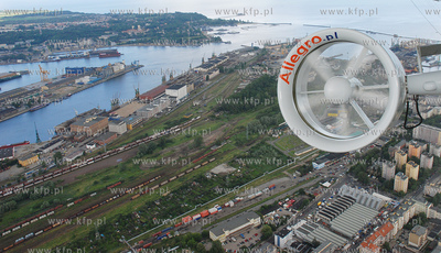 Gdynia z lotu ptaka.  
29.06.2007
Fot. Andrzej J....