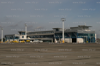 Gdansk , Rebiechowo Nz.Terminal pasazerski
01.10.2007
fot....