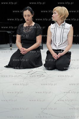 Gdansk. Teatr Wybrzeze. Prapremiera powiesci Marius...