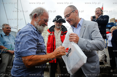 Gdansk. Marina - przystan jachtowa na Motlawie. Przywitanie...