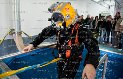 Gdynia. Osrodek Szkolenia Nurkow i Pletwonurkow Wojska...