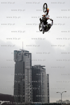 Gdynia, Skwer Kosciuszki. Red Bull X-Fighters Jams....