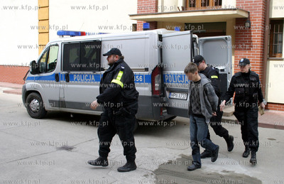 Sad w Wejherowie tymczasowo aresztowal mezczyzn oskarzonych...