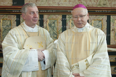 W Bazylice katedralnej w Pelplinie świecenia biskupie...