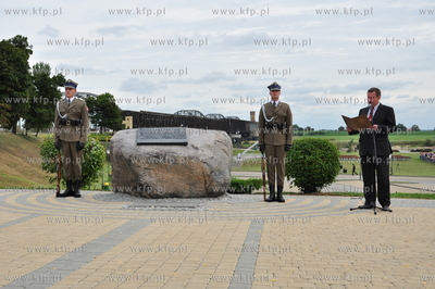 Udzial Prezydenta Rzeczypospolitej Polskiej Bronislawa...