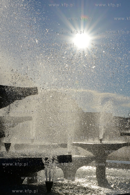 Odnowiona fontana na Skwerze Kosciuszki w Gdyni.
24.08.2013
Fot....
