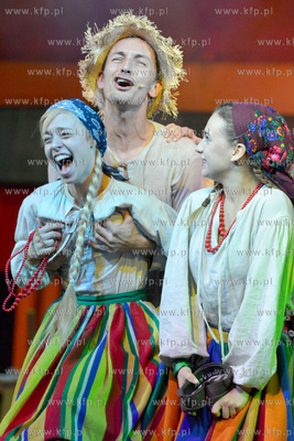 Proba medialna Chlopow w Teatrez Muzycznym w Gdyni....