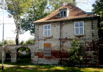 Gdansk - ulica Olszynska 37. Na zdjeciu Dwor Olszynski...