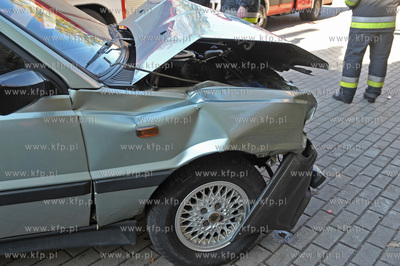 Sopot. Al. Niepodleglosci 752. Samochod Polonez Caro...