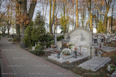 Cmentarz parafialny w Pelplinie29.10.2019Fot. Krzysztof...