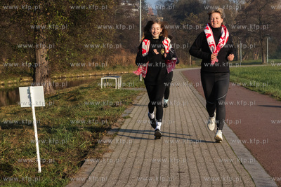 Biało-czerwony parkrun na terenie Parku Kulturowego...