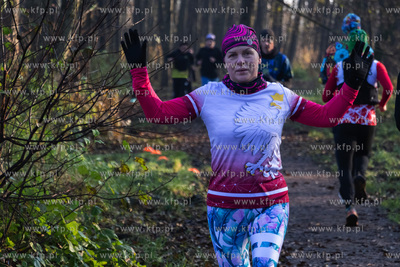 Biało-czerwony parkrun na terenie Parku Kulturowego...