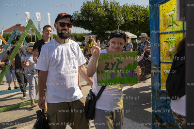 Sopot. Marsz dla zdrowia psychicznego i przejście...