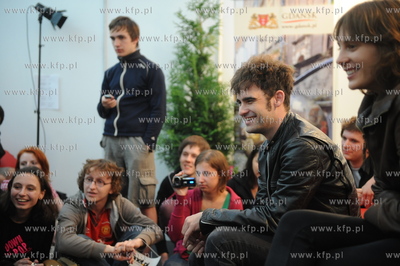 Festiwal MTV, czyli Gdansk Dzwiga Muze. Spotkanie grupy...