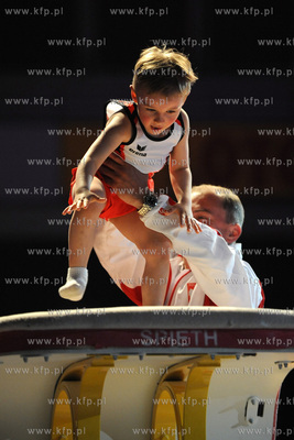 Gdansk, hala widowiskowa AWFiS. Wielka gala konczaca...