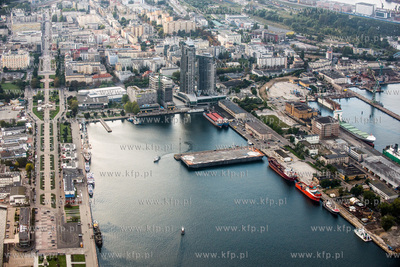 Gdynia, port, Basen Prezydencki, Skwer Kościuszki,...