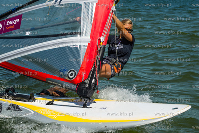 Plaza w Sopocie, przy Sopockim Klubie Zeglarskim. Briefing...