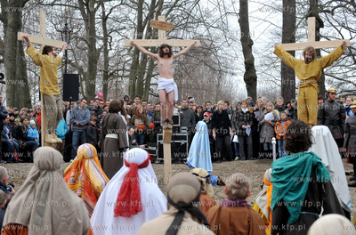 Wejherowo. Droga Krzyzowa. Inscenizacja Meki Panskiej...