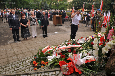Uroczyste obchody 65. rocznicy zakonczenia II wojny...