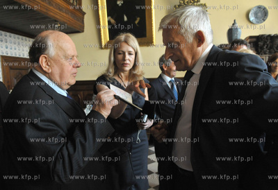 Dwor Artusa w Gdansku. Uroczystosc wreczenia Nagrody...