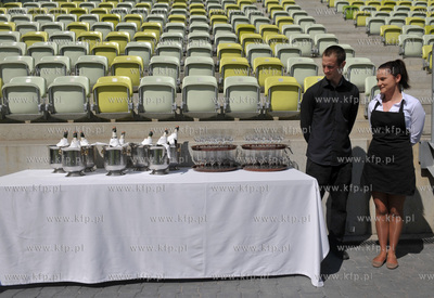 Slub na stadionie PGE Arena w Gdansku. Inga Szwarc...