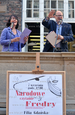 Gdansk. Ul. Mariacka 42. Filia Wojewodzkiej i Miejskiej...