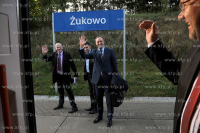 Przystanek Zukowo nazywany przez mieszkancow Centralnym....