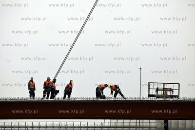 Gdansk. Trwa budowa Trasy Sucharskiego, która to ma...