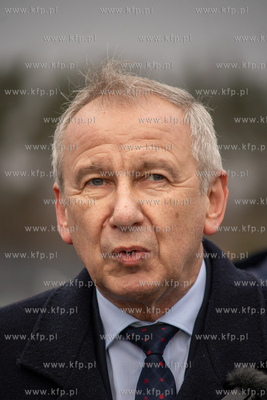 Oficjalne otwarcie wiaduktu w Niestępowie, który...