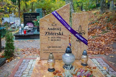 Gdańsk, Cmentarz Srebrzysko. Prezentacj projektu Znani-Niezapomniani....