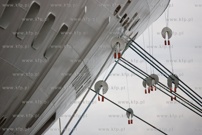 Port w Gdyni. Nabrzeze Francuskie. Wizyta plywajacego...