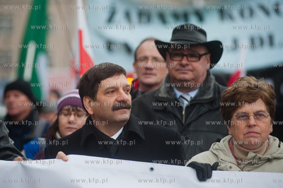 Gdansk. Marsz sympatykow Prawa i Sprawiedliwosci oraz...