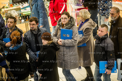 Gdynia. Centrum Handlowe Riviera. Premiera i promocja...