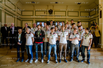 Gdansk. Sala Obrad Rady Miasta. Wizyta zespolu siatkarzy...