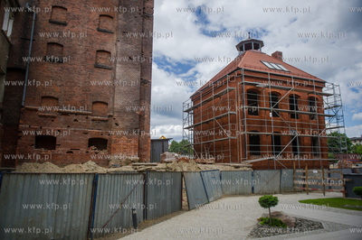 Gdansk. Spacer po Dolnym Wrzeszczu, poprzedzajacy uroczystosc...