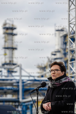 Gdansk. Wizyta Premier RP Ewy Kopacz w siedzibie Grupy...