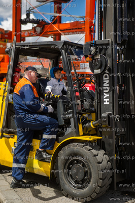 Dzien otwarty Baltyckiego Terminala Kontenerowego w...