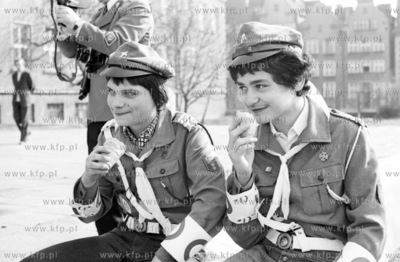 Krzysztof Skiba i Maciej Kosycarz jako harcerze czlonkowie...