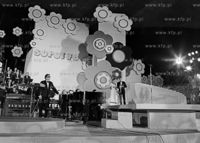 X Miedzynarodowy Festiwal Piosenki w Sopocie. 08.1970...
