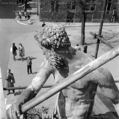 Fontanna Neptuna na Długim Targu w Gdańsku.
1962
0000499z
Fot....