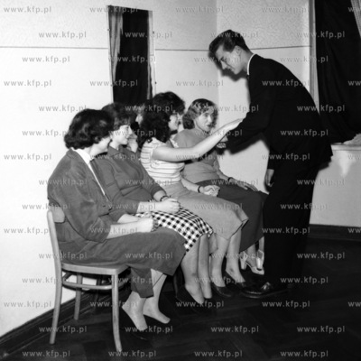 Kurs nauki tańca. (lata50)
1958
0005232z_k
Fot. Zbigniew...
