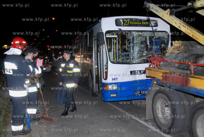 Zderzenie dwoch trolejbusow na ulicy Morskiej w Gdyni,...