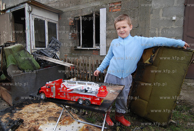 5-letni Sebastian Miszkowski ze wsi Barlomino w gminie...