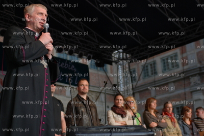 Festyn rodzinny "Katolicy na ulicy" na Długim Targu....