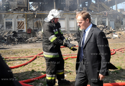 Kamien Pomorski/Zachodniopomorskie. Pozar hotelu socjalnego...